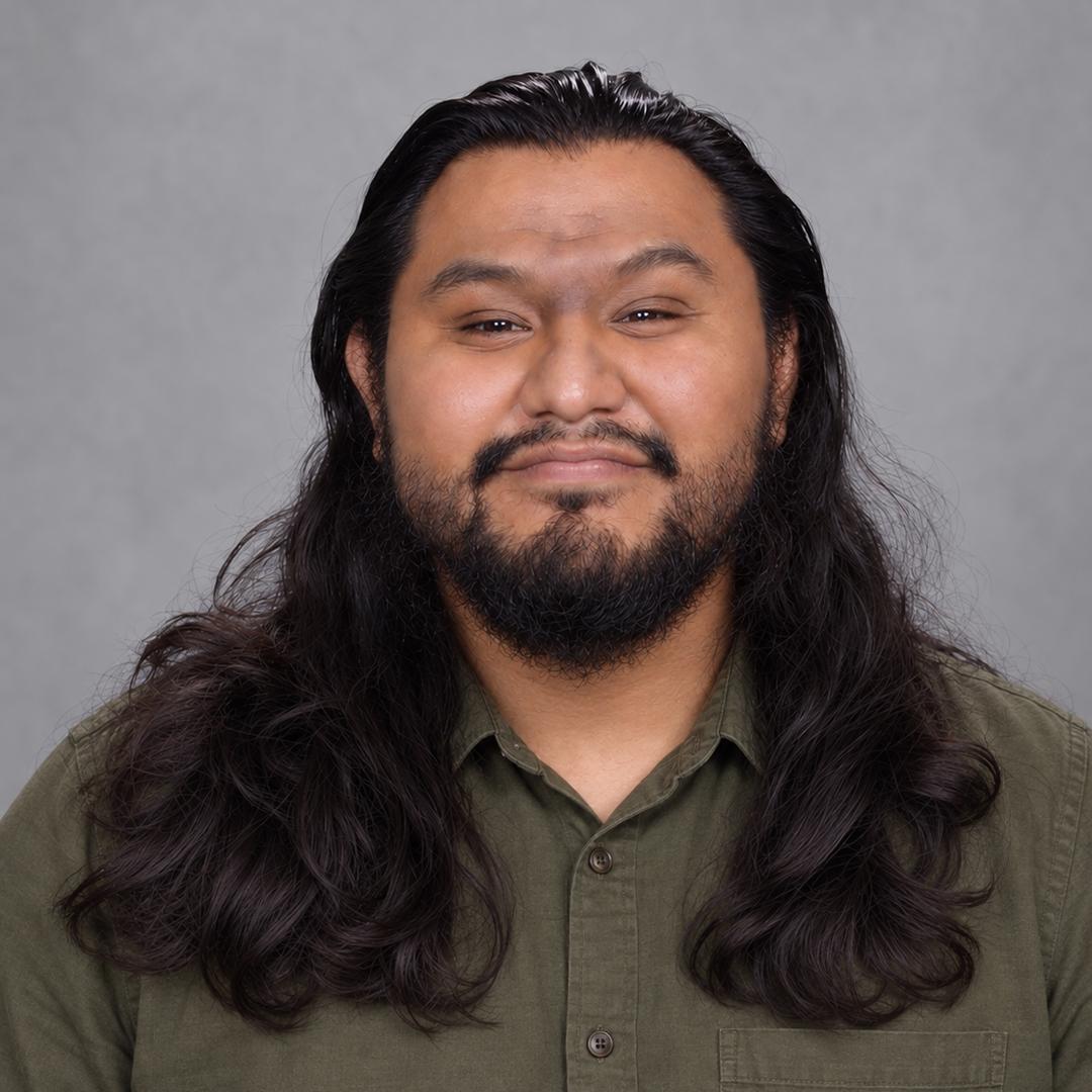 Patrosinio Cruz Headshot Square - 1080x1080